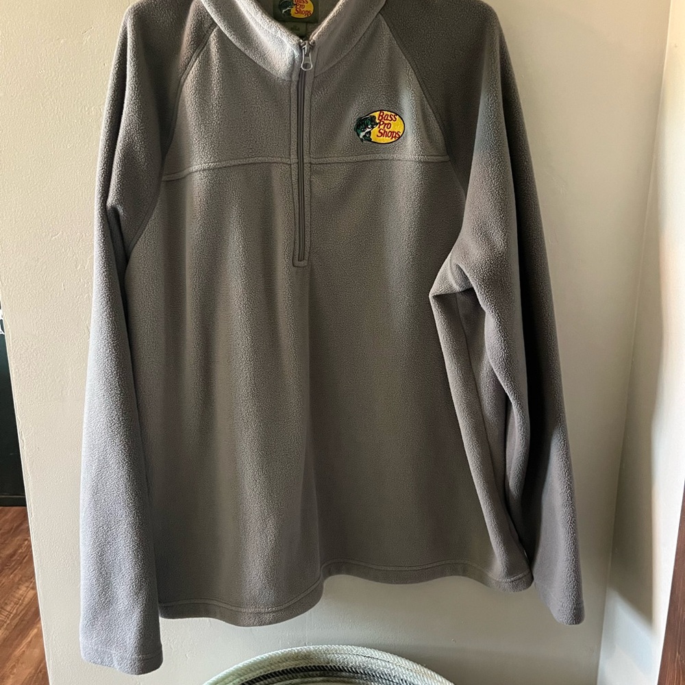 Bass Pro Shops Gray Fleece with Logo